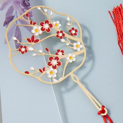 1Pc Chinese Style Metal Bookmark Peacock Deer Pendant Hollow Bookmark Book Retro Tassel Pagination Mark Stationery Supply Gift