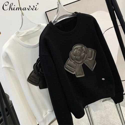 Sweatshirt 2021 Autumn Fashion Camellia PU Leather Patch Long Sleeve Pullover White Loose Women Tops Hoodies All-Matching