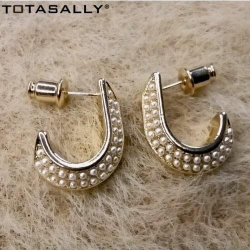 TOTASALLY Trend Horseshoe Stud Earrings for Women Vintage cane Earrings Simulated Pearl Earrings Gifts Anti-allergic Jewelry