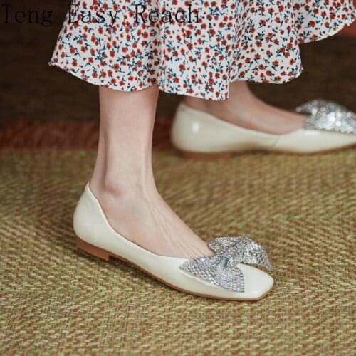 2021 Genuine Natural Patent Leather Casual Ladies Harajuku Lazy Shoes Womens Loafers Slip-on Flats with Butterfly Knot