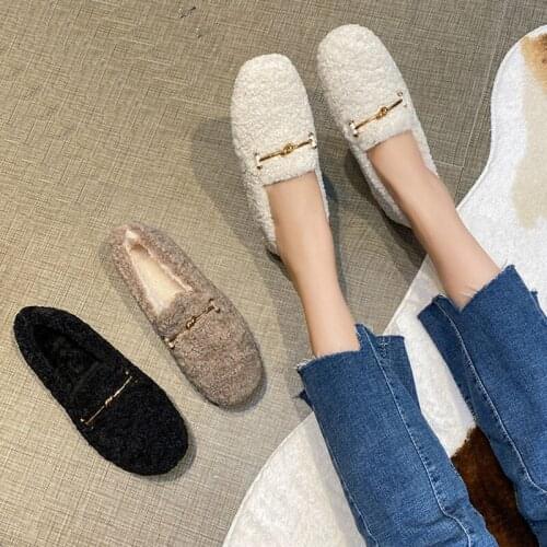 Metal decoration lamb fur flats cotton slip on moccasins shallow round toe loafers 2020 celebrity winter curly furry women shoes