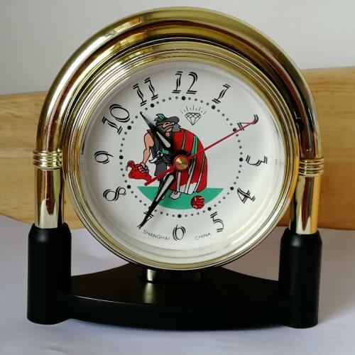 New Golden Mechanical Alarm Clock Retro Bar Bedroom Bedside Clocks European Clockwork Table Clock Vintage Desk Watch Gift