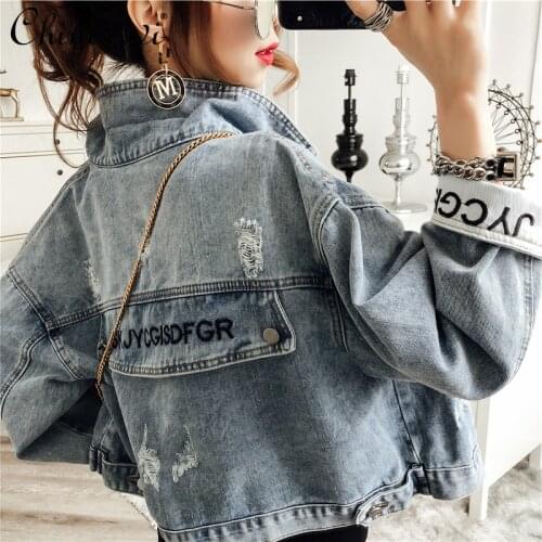 Womens Long Sleeve Denim Jacket 2021 Spring Autumn Short Outer Wear Loose Jean Jacket Lady Korean Style Versatile Jeans Coat
