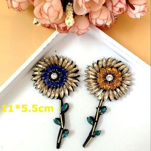 4pcs Hand-nail Bead Rhinestone Crystal Flower Beaded Patches Sewing On Patch For Clothing Beading Applique Cute Patches