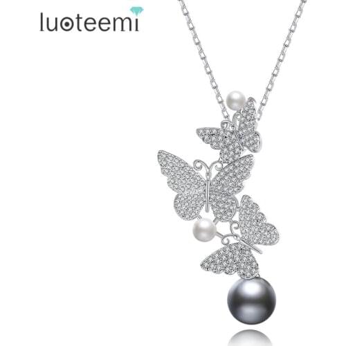 LUOTEEMI Trendy Butterfly Pendant Necklace for Women Fashion Small CZ Animal Crystal Choker Jewelry Wedding Bride Dating Gifts