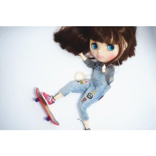 4pcs/lot Fashion 1/6 doll accessories blyth props accessories for blyth pullip 30cm doll mini skateboard for barbie