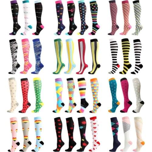 Sports Compression Socks Outdoor Sports Color Striped Socks Mens and Womens Sports and Medical Running Flight Travel