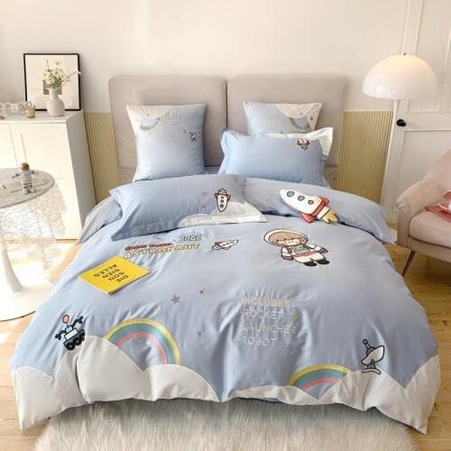 Lovely Astronaut Embroidered Bedding Set Luxury 60S Egyptian Cotton Bed Sheet Pillowcase Duvet Cover 4pcs for Home