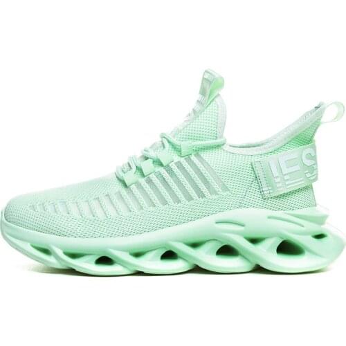 Large Size Outdoor Lightweight Men Sport Shoes Sports Sneakers Mens Running Sneakers Green Deporte Athletic Brands Flat GMB-1297