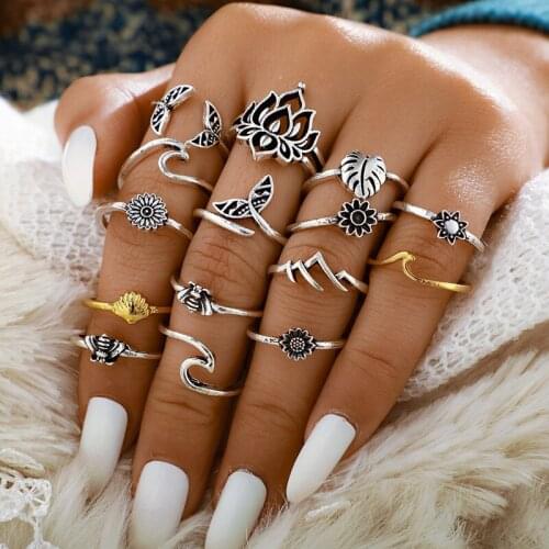 15pcs / lot Bohemian Retro Mixed Fish Tail Lotus Wave Golden Leaves Bee Flower Ring Set Symbolizes Hard Work Good Life