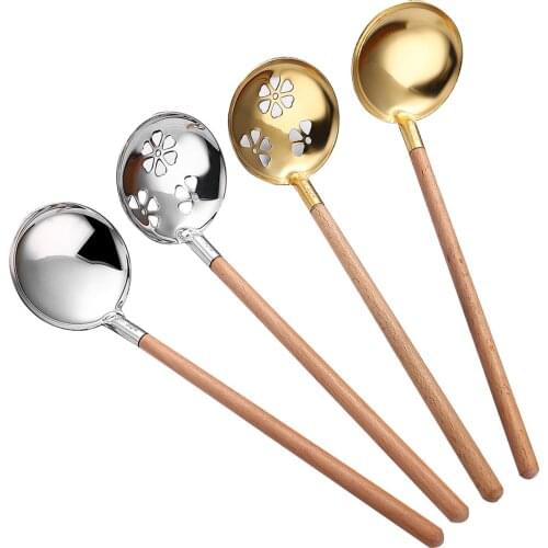 Stainless Steel Soup Spoon Colander Long Wood Handle Soup Spoon Soup Ladle Filter Spoon Colander Spoon Strainer Kitchen Gadgets