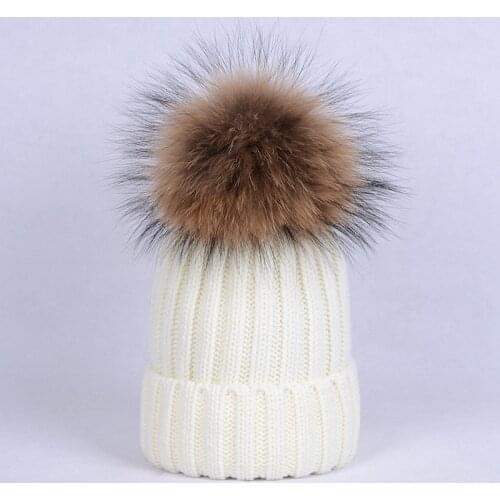 Natural raccoon ponpon hats women winter pompon caps Real Raccoon fur fluffy pompom Fur pumpon Beanie female mink knitted caps