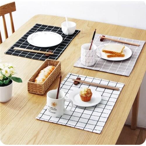 1pc European-style Western Food Mats Table Mat Insulation Pad Thick Cotton Linen Anti-scalding Coasters Plate Pad