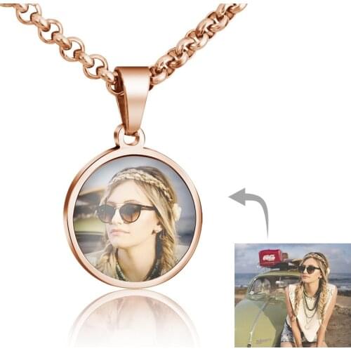 2021 New Stainless Steel Personalized Customized Necklace Mothers Day Gift To Map Custom Drop Acrylic Photo Necklace Women Men