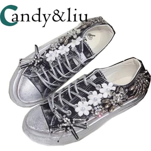 New flat shoes, old graffiti shoes, dirty shoes, rhinestone tassels, heavy industry shoes, women