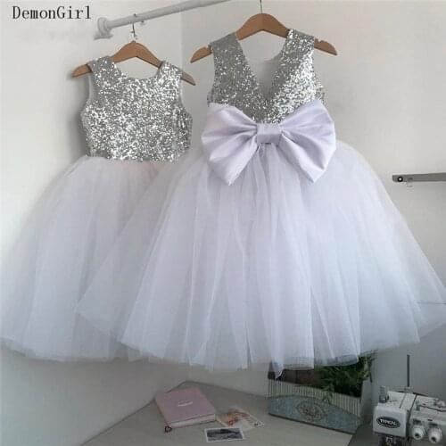 Silver Sequin Top Flower Girl Dresses O-Neck V Back Tulle First Communion Dresses Big Bow Short Baby Girl Wedding Party Gown