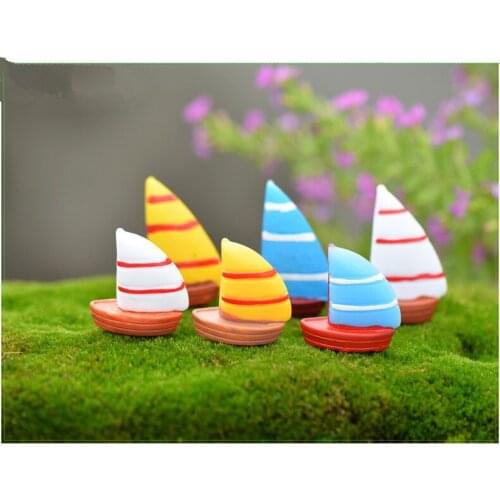 10pcs/lot Miniature Resins Figurines Artificial sailboat boat Resin Diy Craft Micro Landscape Moss Terrarium Orn KS 023