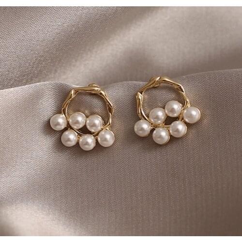 2020 New Arrival Trendy Round Exquisite Pearl Round shaped Simple Stud Earrings For Women Fashion Crystal Jewelry