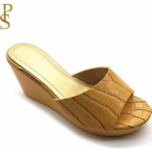 Fashion womens Wedges womens shoes Embossed pattern PU womens shoes slippers