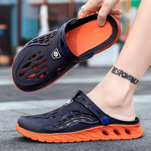 High quality mens summer sandals hole shoes rubber soft sole garden shoes jelly shoes Men outdoor non-slip beach slippers