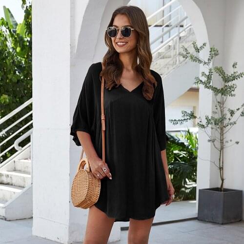 2021 spring and summer new womens casual V-neck dress beach skirt