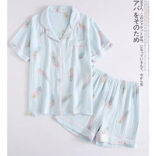 Women 100% Cotton Crepe Cartoon Feather Print Pyjamas Summer Short-sleeved Shorts Pajamas Turn-down Collar Home Wear Sleepwear