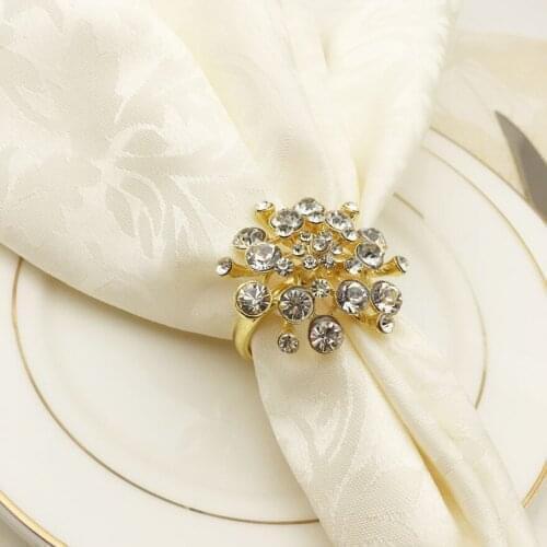 12pcs/lot Bridal Bouquet Napkin Ring Diamond Metal Napkin Button Napkin Holder Christmas Napkin Ring Desktop Decoration