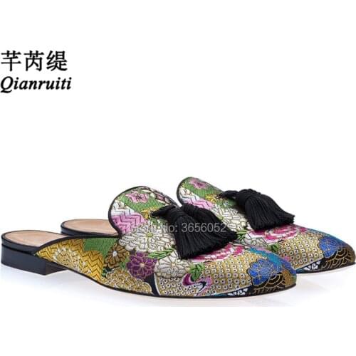 Qianruiti Drop Shipping Mixed Color Tasseled Fringe Flats Outside Slides Mens Half Shoes Casual Slip On Embroidery Men Slippers