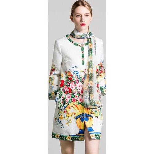 VERDEJULIAY Ruwnay Printed Coat 2020 Autumn Winter New Fashion Full Sleeve Flower Print Beading Diamond High Quality Long Coat