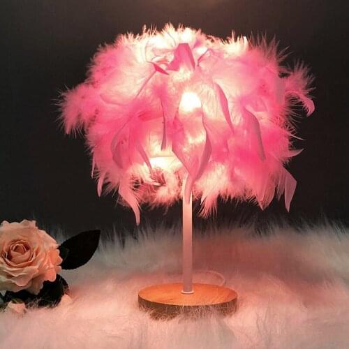 Nordic Homestay Light Luxury Feather Table Lamp Bedroom Bedside Lamp Creative Gift Night Light Wedding Room Decoration Net Red