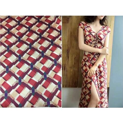 European and American New Heavyweight Silk Stretch Satin Geometric Plaid 140CM Wide Dress Clothing Fabric