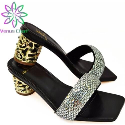 Light Pu High Quality 2021 New Design Italian Women Shoes with Appliques African Ladies Slingbacks Slipper in Silver Color