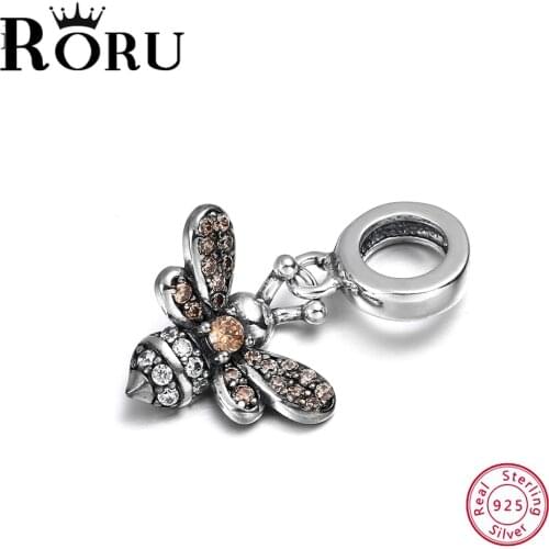925 sterling silver bee charm suitable for feminine charm bracelet charm DIY jewelry girlfriend gift