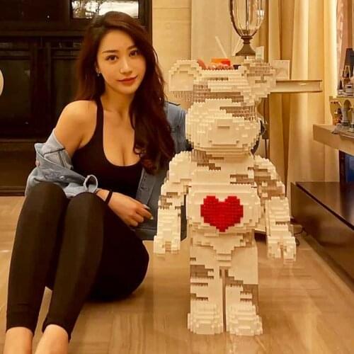 Disney 70CM Winnie The Pooh Bear Bricks Model Building Blocks Toys Violent Lover Gift Bricks Bear City Decoration Toy Kid Girls