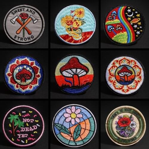 High Quality round Red mushroom Rose Oil painting sunflower Embroidered atchet axes Patches Appliques 3D Diy Bikers Badges