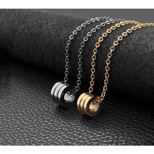 Fashion female clavicle chain titanium steel pendant couple student jewelry necklace hot sale