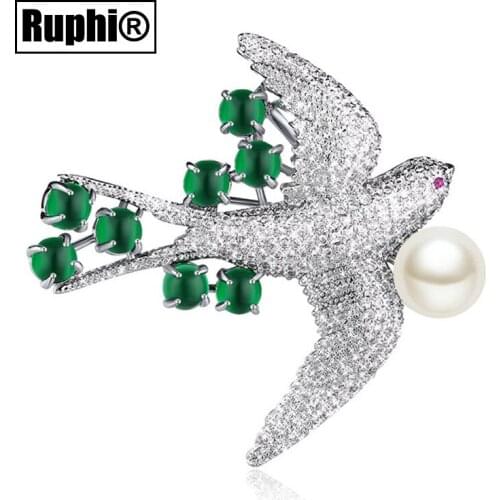 Zircons Pearl Flying Swallow Birds Animal Charm Fashion Pin Brooches Unisex Jewelry Accessories