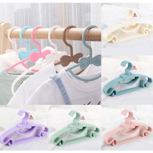 1Pc Non-Slip Kids Clothes Hanger Bowknot Windproof Coats Pants Hangers Baby Clothing Organizer Household Seamless Hanging Rack