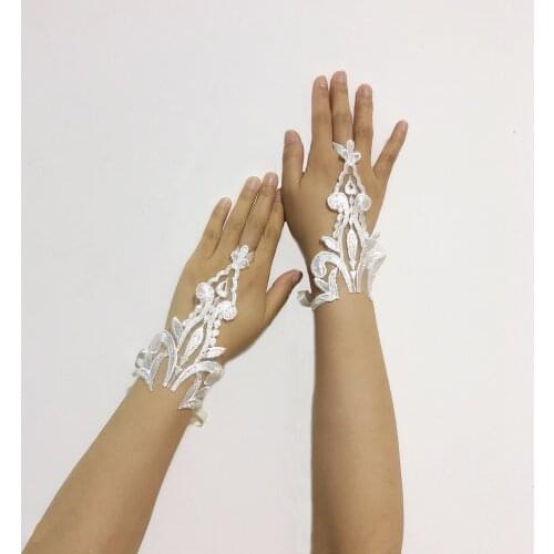 Short Wedding Gloves Fingerless Bridal Gloves for Women Bride Lace Gloves Luva De Noiva Wedding Accessorie