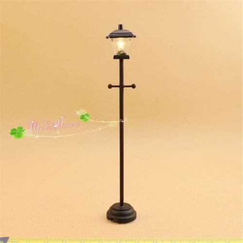 1:12 Dollhouse Miniature LED street lamp light black retro dolls simulation mini lighting Furniture toy children house play toys
