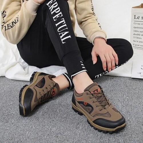2019 Autumn Mens Breathable Casual Work Shoes Outdoor Comfortable Hiking Sneakers Non-slip Fishing Shoes Mens Desert Boots