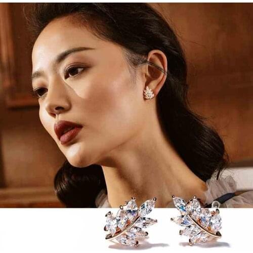 IDESTINY Fashion Leaf Shape Design Clip On Earrings Without Hole Jewelery For Office Ladies Best Christmas Bijoux Gift