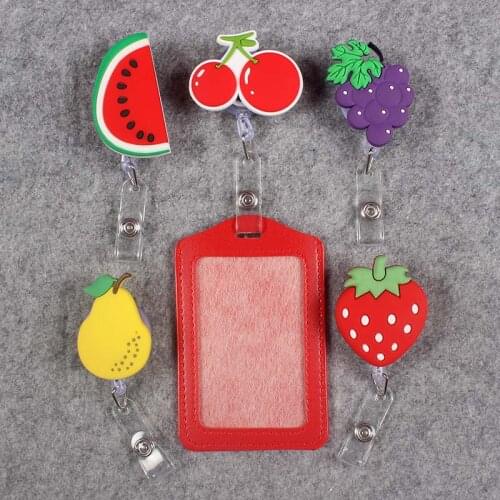 Creative Vegetable And Fruits Badge Scroll Office Reel Scalable Girls Nurse Entrance School Students Guard Card PU Card Holder