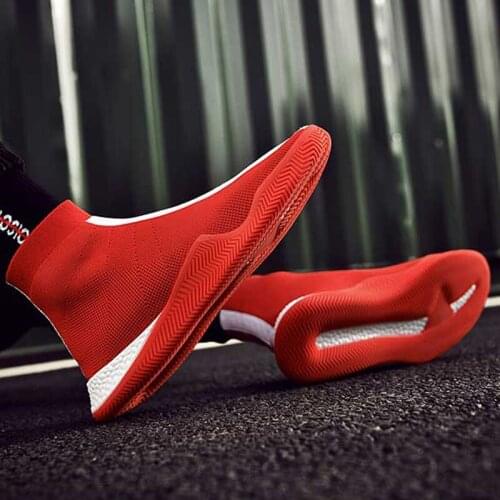 New Mens Fashion Socks Shoes Man Sneakers Male Light Running Shoes Casual Walking Men Footwear Autumn Black High gang flat Shoes