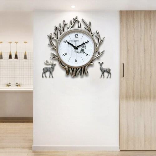 Nordic Simple Modern Wall Clock Creative Literature and Art Fashion Wall Clock Silent Clock Decoration Double Deer
