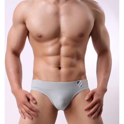 New2020swimwear，menswimTriangle trunks men，Sexy swimming beach shorts, surf suit beachwear ，mens swim trunks