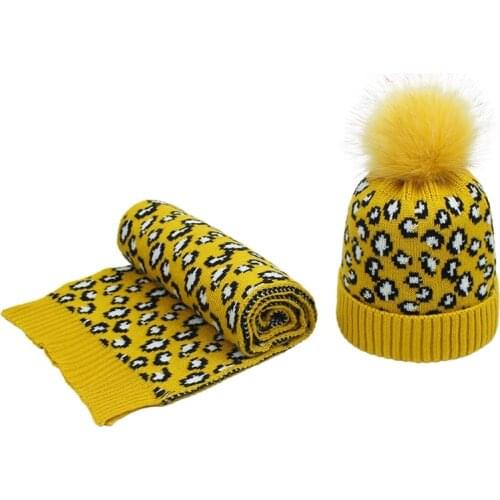 Women Winter Vintage Leopard Knitted Pompom Cuff Beanie Hat and Scarf Shawl Set D08E