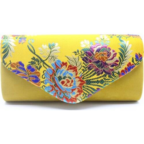 Womens Cute Small Flower Embroidered Silklike Velvet Clutch Evening Clutch Purse Bag Women Ethnic Flower Chains Party Handbag