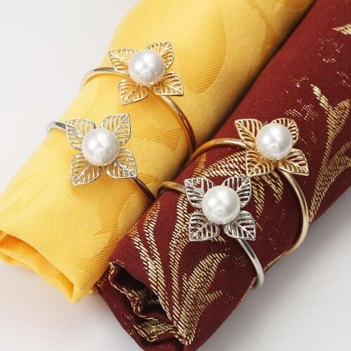 6/PCS model room Chinese style European hollowed-out petals napkin ring wedding hotel pearl napkin ring table trinkets