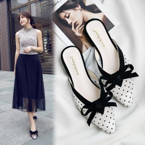 2021 Summer Net Celebrity Same Lace Breathable Mesh Pointed Toe Toe Cap Flat Heels Outdoor Slippers Womens Shoes Half Slippers